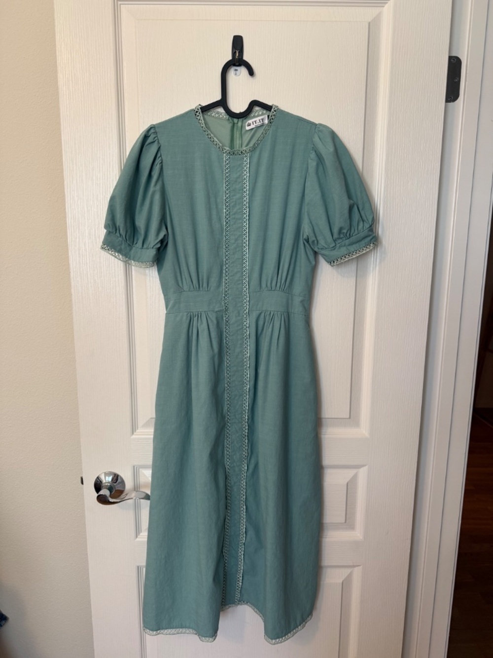 Sage Green Puff Sleeve Cottagecore Midi Dress Small - Picture 2 of 9